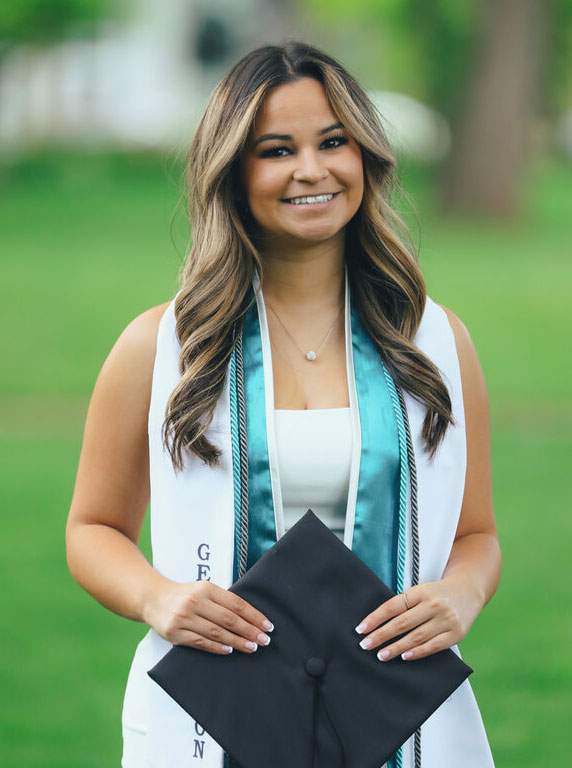 Salma Pont Fernandez, B.A.